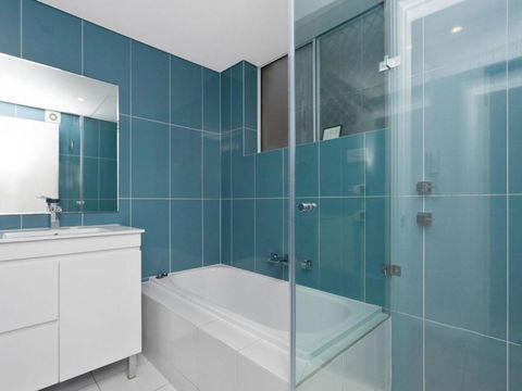 Ocean Pines Unit 1 Blue Bay NSW - Events Australia 5