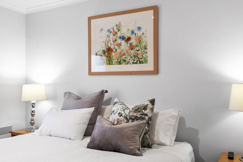 City Four Apartment - Events Australia 4