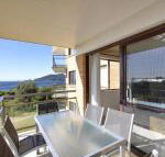 15 Intrepid 3 Intrepid Close right on the beachfront - Events Australia