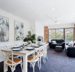 68 Bay Parklands 2 Gowrie Ave aircon pool tennis court communal spa - Events Australia