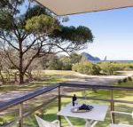 1 Intrepid 3 Intrepid Close Amazing views of Shoal Bay only 100m from the Beach - Events Australia