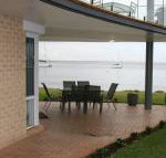 1 The Clippers 131 Soldiers Point Road fabulous waterfront unit - Events Australia