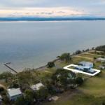 Waterfront Sanctuary Raymond Island Getaway - Events Australia 0