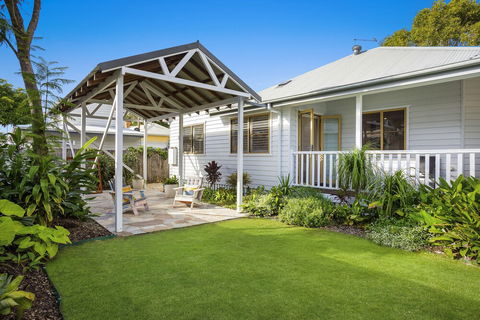 A Perfect Stay - Barefoot Lane - Events Australia 0