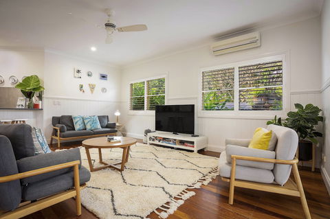 A Perfect Stay - Barefoot Lane - Events Australia 4