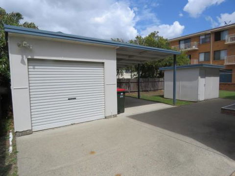 Cabenay 3 VIEWS ACROSS THE PARK - Events Australia 6