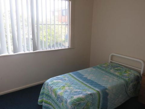 Cabenay 3 VIEWS ACROSS THE PARK - Events Australia 1