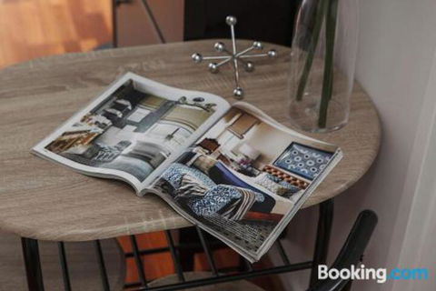 Heart Of Sandringham Apartment By Ready Set Host - Events Australia 5