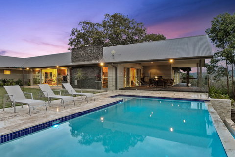 A PERFECT STAY Serene Myocum - Events Australia 5