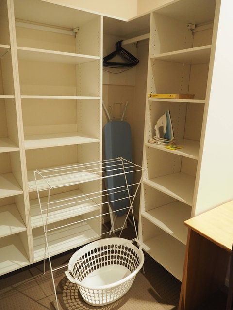 Master Suite With Private Entrance - Events Australia 1