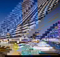 Luxurious Apartment Heart of Surfers - Events Australia