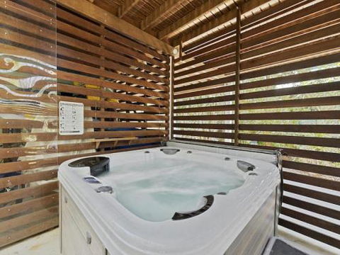 Jonnies 134 Tramican Street - Events Australia 5