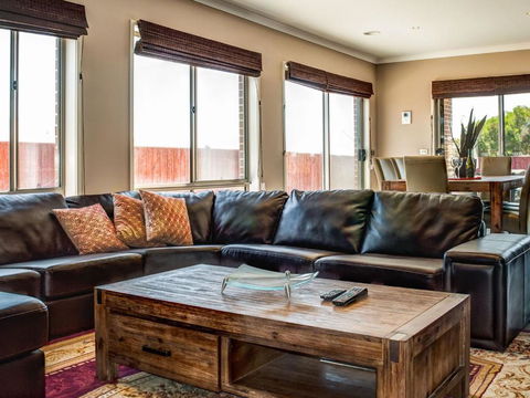 Valencia - Events Australia 6