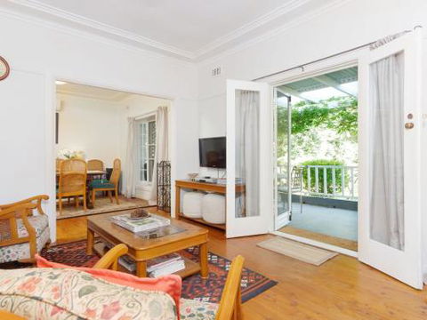 Redwood Cottage Burradoo Getaway Southern Highlands 4pm Check Out Sunday - Events Australia 5