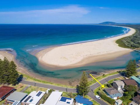 THE BEACH HOUSE Gerroa 4pm Check Out Sundays - Events Australia 6