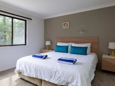 Seascape At Blenheim Beach 4pm Check Out Sundays - Events Australia 1