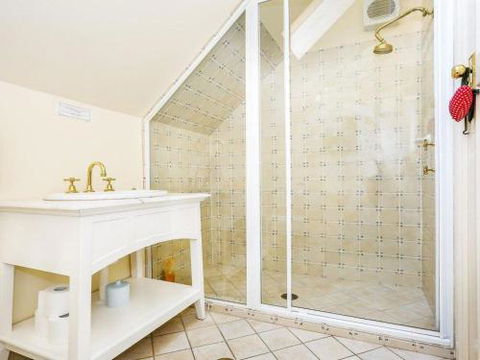 LAVENDER COTTAGE Alpine Southern Highlands 4pm Check Out Sundays - Tourism Bookings 1