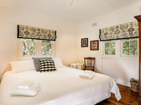 LAVENDER COTTAGE Alpine Southern Highlands 4pm Check Out Sundays - Tourism Bookings 6