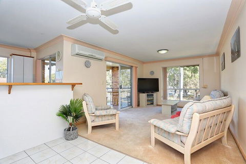 Enjoy Sunsets & Waterviews From Your Private Balcony - Accommodation Europe 5