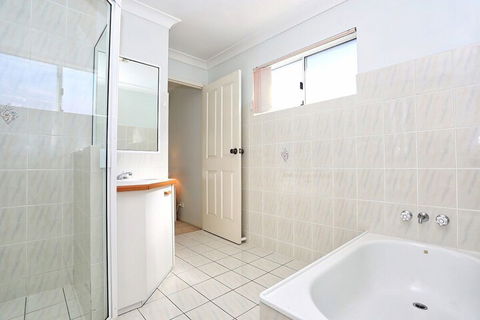 Enjoy Sunsets & Waterviews From Your Private Balcony - Accommodation Europe 2