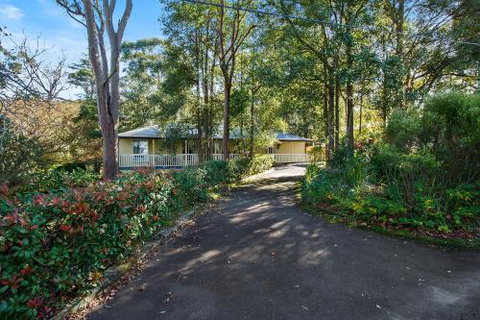 Hilldo Lovely Mountainside Accommodation - Events Australia 0