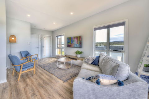 Archella 2 - Beautifully Appointed, Close To Golf Course & Play Ground - Events Australia 4