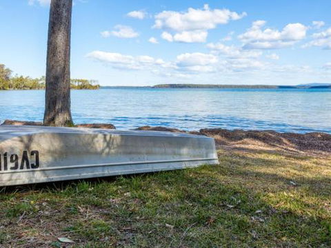 Loralyn In Sanctuary Point 4pm Check Out Sundays - Events Australia 3