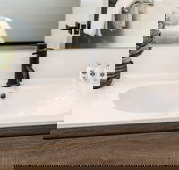 Contemporary 1BR Apartment - Near the City - Events Australia