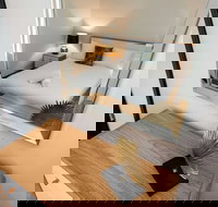 Peaceful South Perth Home near Perth Center - Events Australia