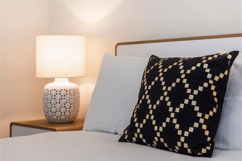 Bright 1BR Apartment Close To Foreshore & Cbd - Events Australia 4