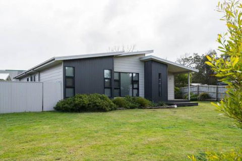 34 Ash Avenue Sandy Point - Events Australia 0