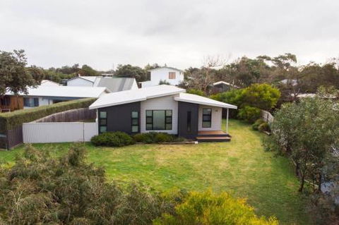 34 Ash Avenue Sandy Point - Events Australia 6