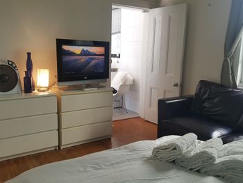 BUDGET BUDGET Marlborough St. Apartments - Tourism Bookings 3