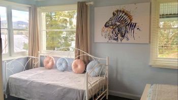 Linda Cottage Port Huon - Events Australia 3