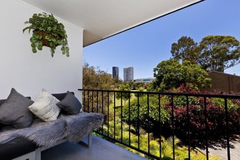 Coolangatta Beachside Villas - Events Australia 3