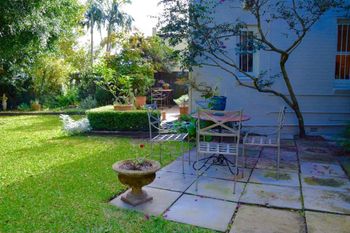 Expansive French Style Apartment H343 - Tourism Bookings 5