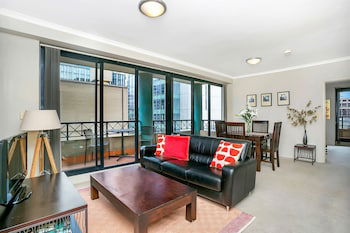 The Apartment Service HOSK3 - Tourism Bookings 5