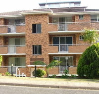 Dolphin Court unit 1 - Tourism Bookings