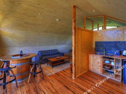 Bruny Island Accommodation 43 Degrees Beachside Studio Spa Apartments (1) - Accommodation Europe 6