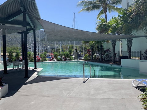 Magnetic Blue Waterfront Apartments - Events Australia 2