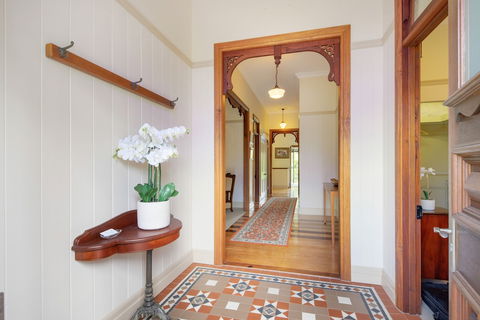 The Guesthouse - Accommodation Europe 2