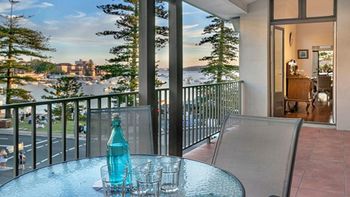 The Apartment Service EAST5 - Events Australia 2