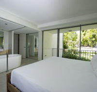 Blue on Blue Apartment 811 - Accommodation Europe