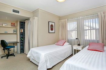 The Apartment Service BMN01 - Tourism Bookings 4