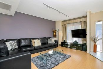 The Apartment Service BMN01 - Tourism Bookings 1