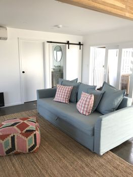 Walters Apartment 1 - Events Australia 1