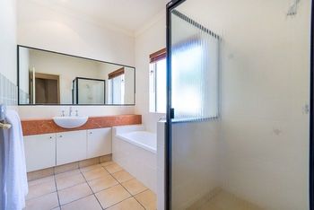 Hepburn Holiday Haven - Accommodation Europe 1