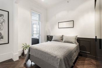 Stunning City Apartment H350 - Tourism Bookings 3