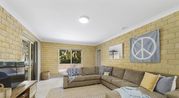 BEACHSIDE HIDEAWAY BONNY HILLS - Events Australia 5