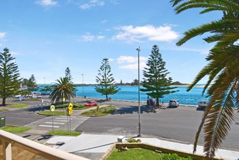 Parklea 5 - Tourism Bookings 3